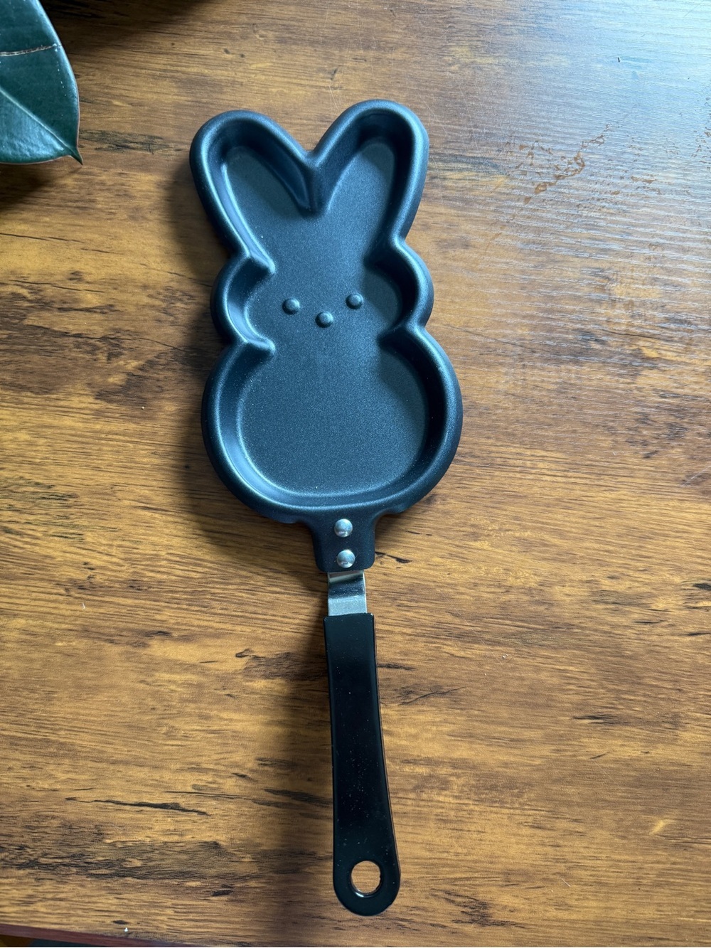 Bunny-Shaped PEEPS Nonstick Frying Pan - Black